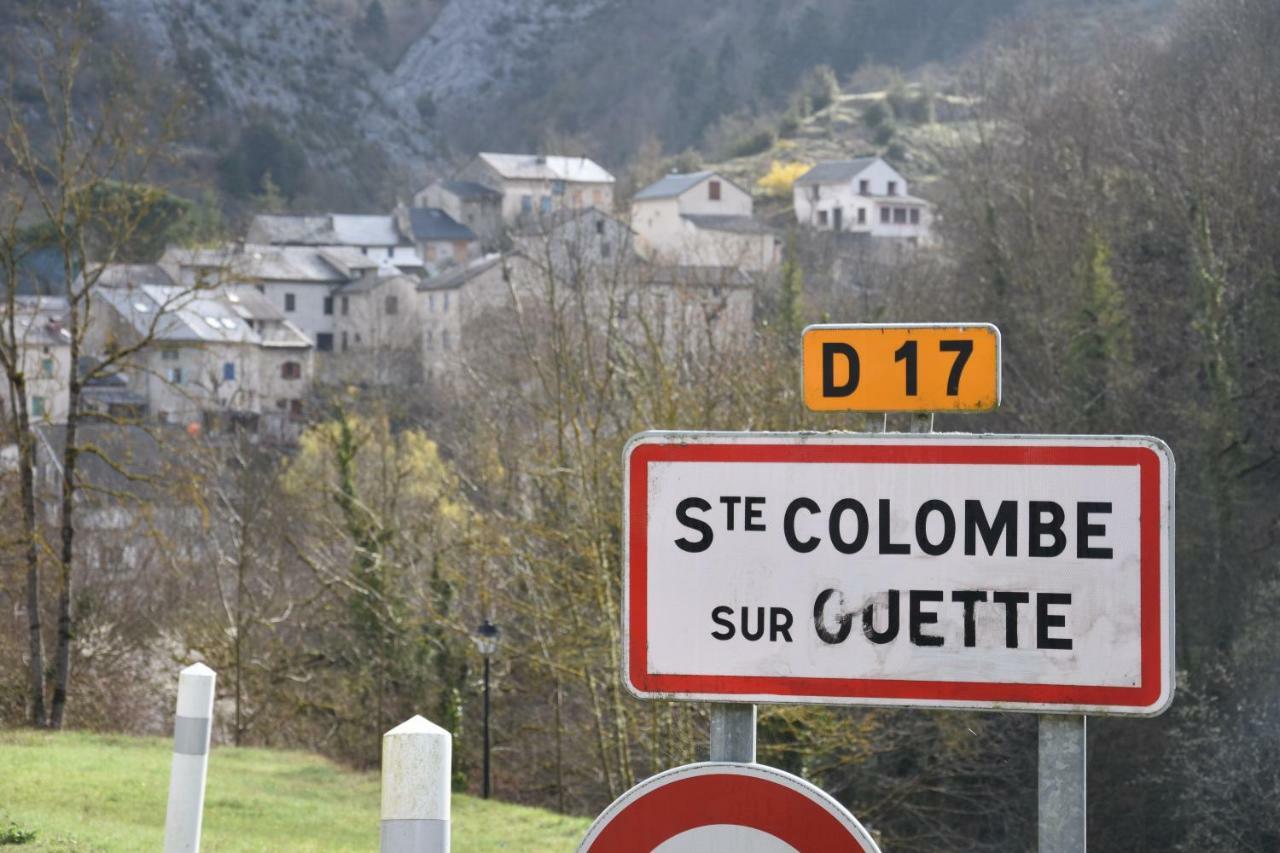 La Belle Audoise Sainte-Colombe-sur-Guette Exterior foto